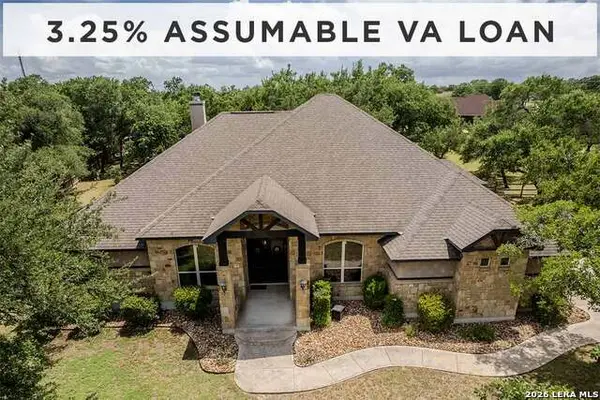 105 Elk Run, La Vernia, TX 78121