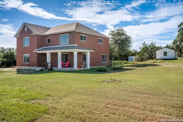 354 Brand Rd., Bulverde, TX 78163