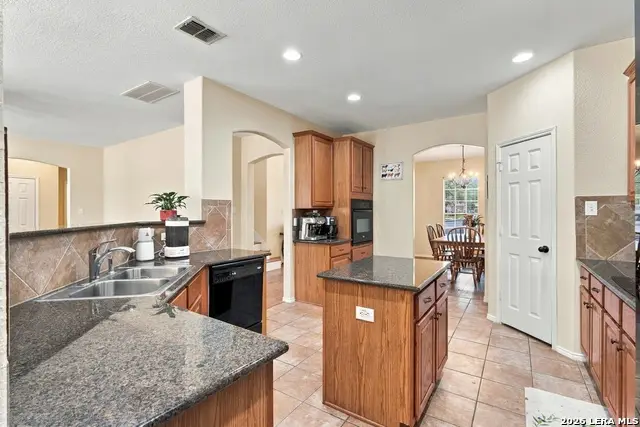 3636 Woodlawn Farms, Schertz, TX 78154 - #3