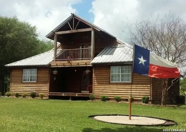 11156 East, Beaumont, TX 77705