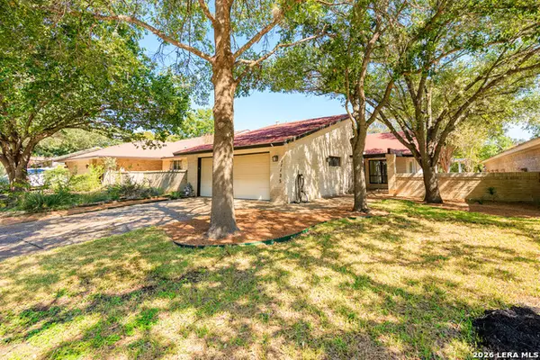 11122 Whisper Spring Dr, San Antonio, TX 78230