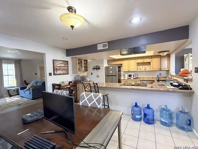 6830 Crown Rdg, San Antonio, TX 78239 - #2