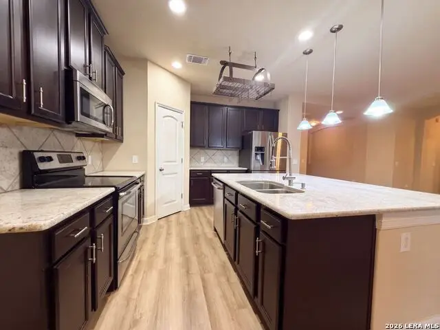 749 Gray Cloud Dr, New Braunfels, TX 78130 - #2