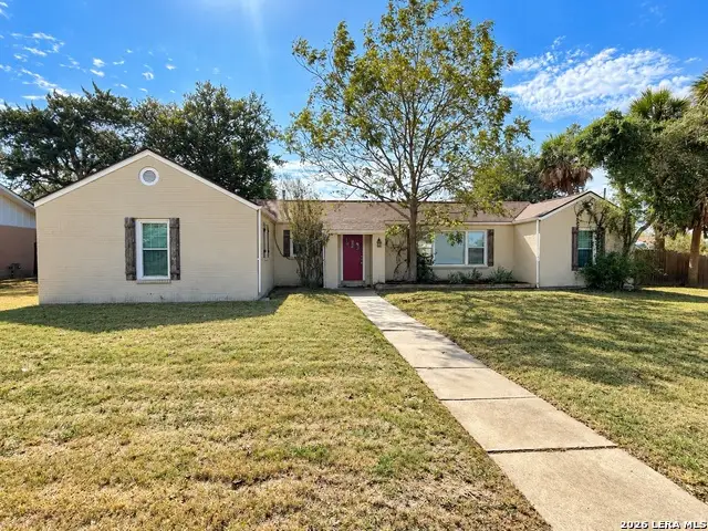 1100 E Bowie, Beeville, TX 78102 - #1