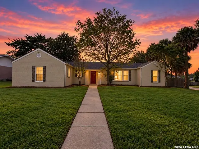 1100 E Bowie, Beeville, TX 78102 - #2