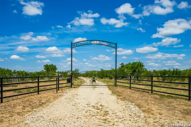 514 E Fm 140, Christine, TX 78012 - #2