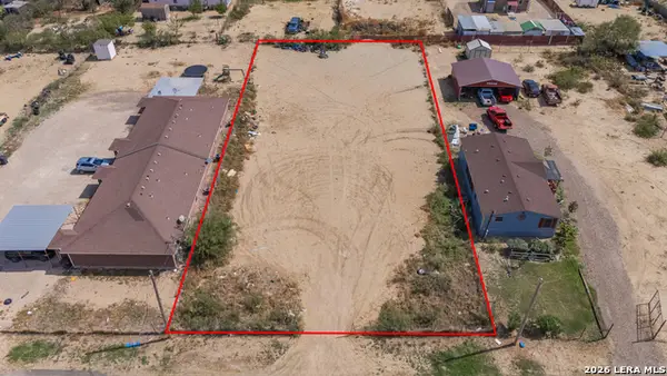 440 Candelario Montalvo Jr, Eagle Pass, TX 78852