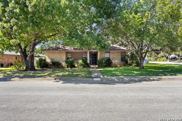 13723 Hunters Hawk St, San Antonio, TX 78230