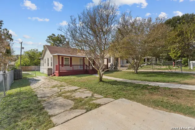 1434 W Gramercy, San Antonio, TX 78201 - #2