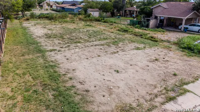 3890 Clavel St, Eagle Pass, TX 78852 - #2