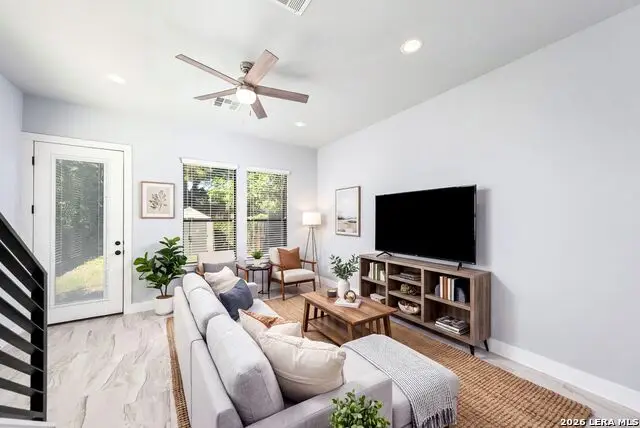 419 Cactus St, San Antonio, TX 78203 - #2