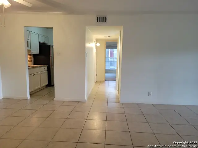 8702 Village Dr #204, San Antonio, TX 78217 - #1