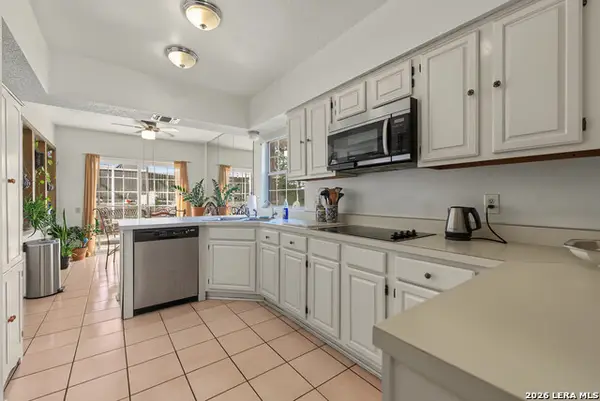 954 Lightstone Dr, San Antonio, TX 78258