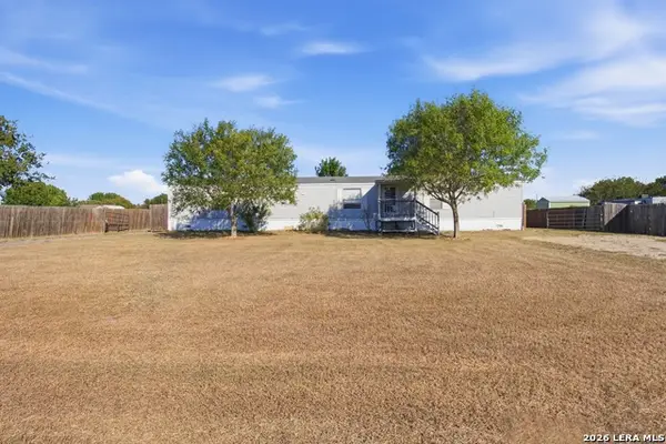 161 Tonto Trl, Seguin, TX 78155