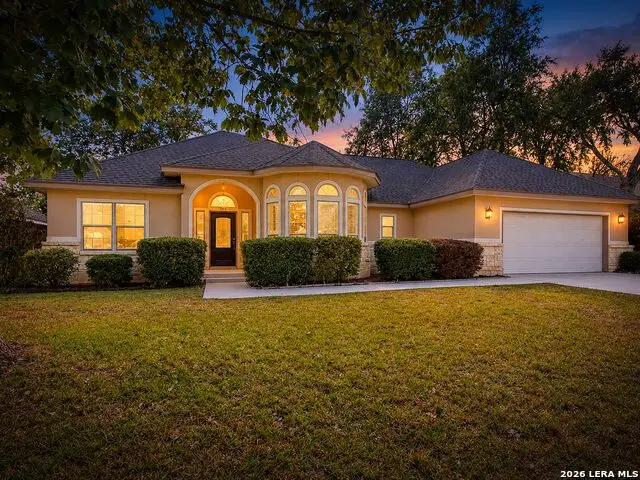 266 English Oaks Cir, Boerne, TX 78006 - #1