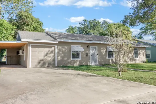 433 Wallace, Seguin, TX 78155 - #1
