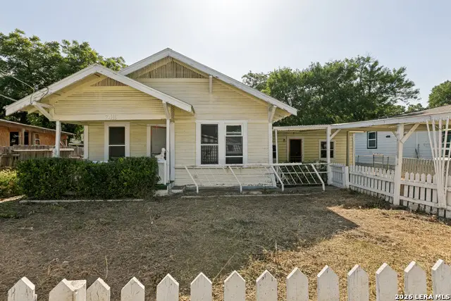 7411 Mary Abbott St, San Antonio, TX 78221 - #2