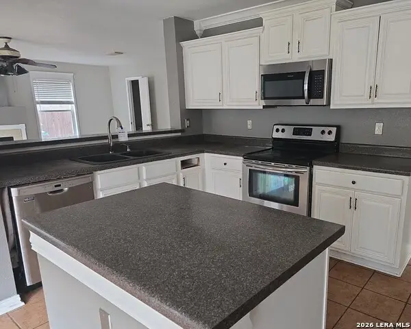 427 Bluegrass Crk, San Antonio, TX 78253 - #3