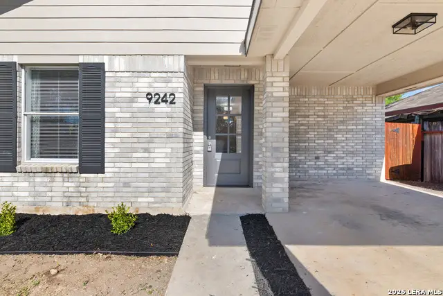 9242 Emerald Port Dr, San Antonio, TX 78242 - #2