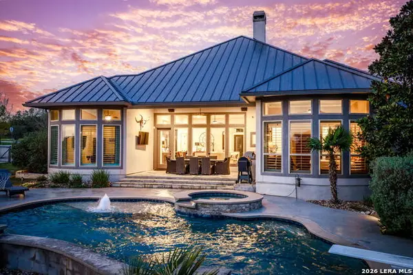 561 Cross Oak, New Braunfels, TX 78132