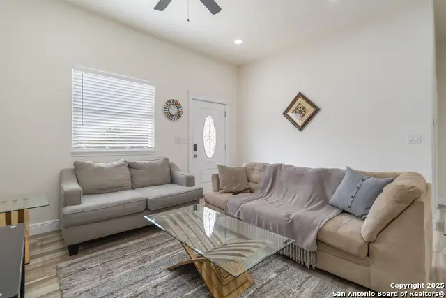 567 Hummingbird, Canyon Lake, TX 78133 - #3