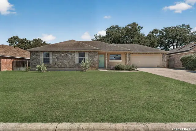 324 Bunker Hl, Pleasanton, TX 78064 - #1