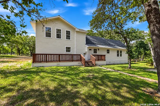 241 Oak Hollow Dr, La Vernia, TX 78121 - #2