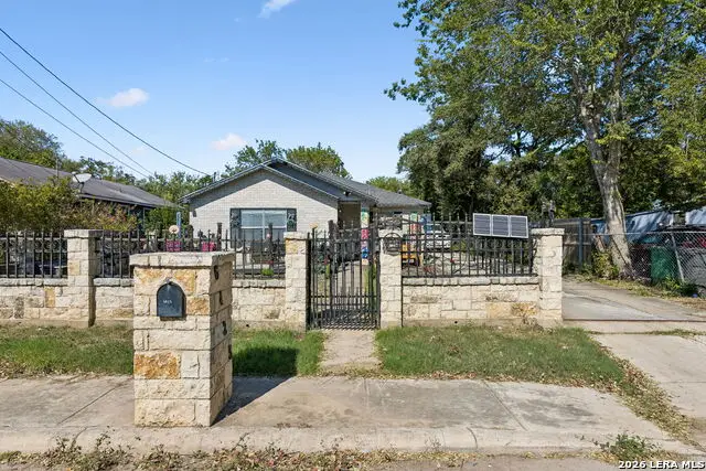 6423 Tahoka St, San Antonio, TX 78227 - #2