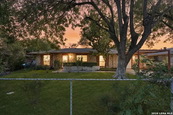 8630 Bravo Valley Street, San Antonio, TX 78227