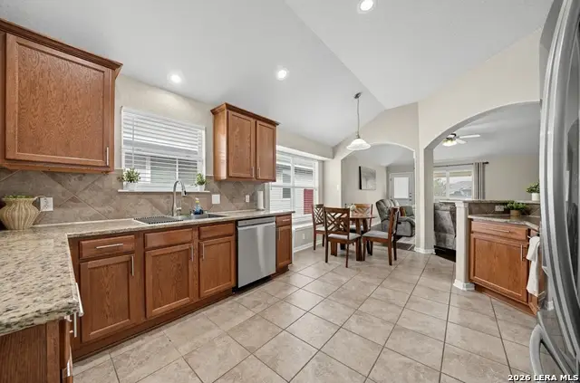 4006 Giverny Ct, Converse, TX 78109 - #3
