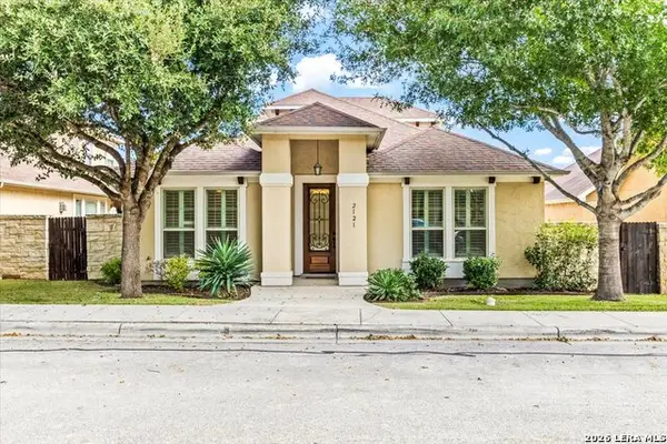 2121 Pecan Leaf, New Braunfels, TX 78130