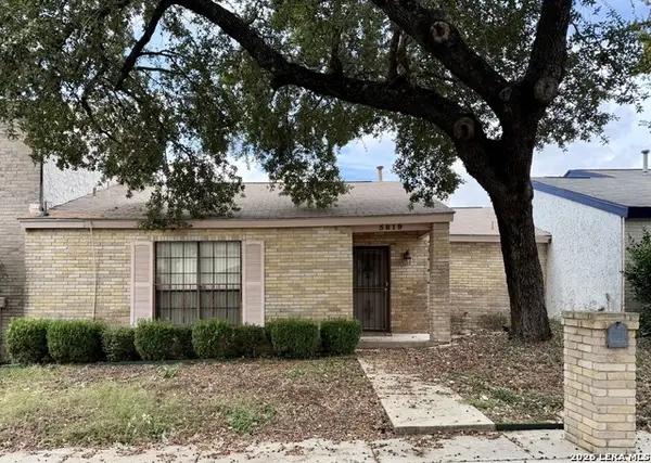 5819 Rue Royale, San Antonio, TX 78240
