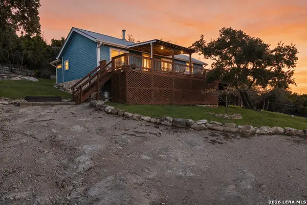 304 Roller Coaster, Pipe Creek, TX 78063