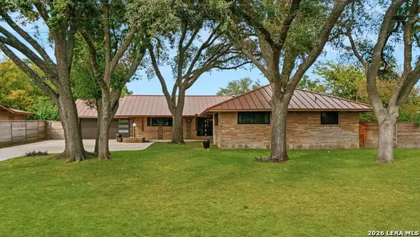 203 Herweck Dr, San Antonio, TX 78213
