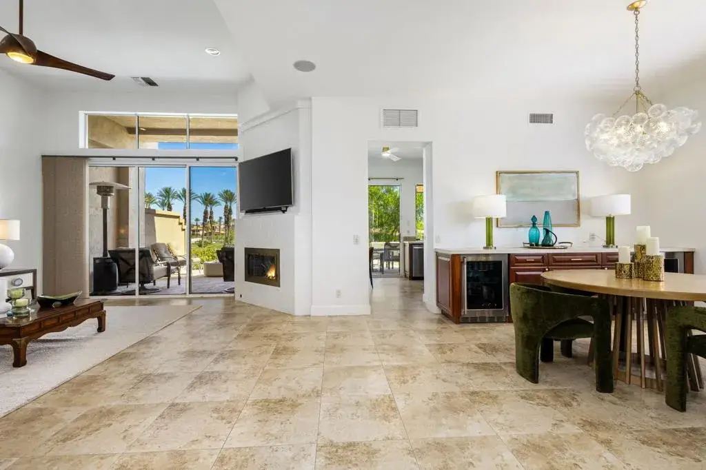 416 Desert Holly Drive, Palm Desert, CA 92211 - #1