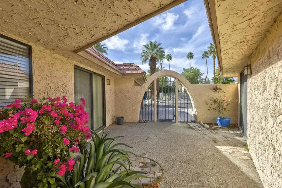 68534 Calle Alcazar, Cathedral City, CA 92234 - #3