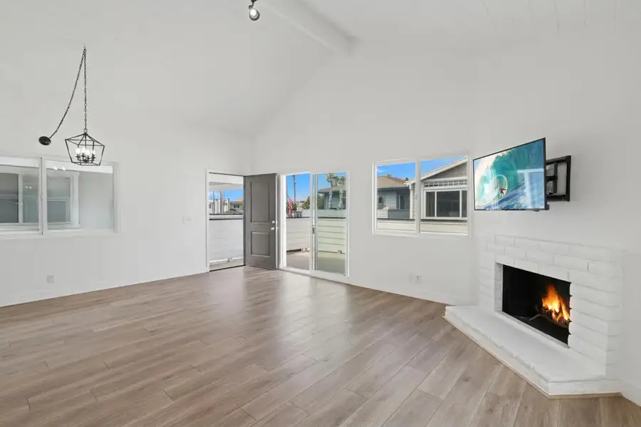 204 David Drive, Newport Beach, CA 92663 - #2