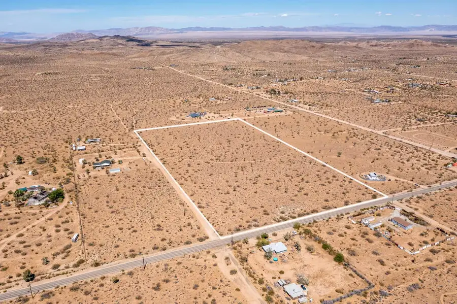 1 Aberdeen, Yucca Valley, CA 92284 - #2
