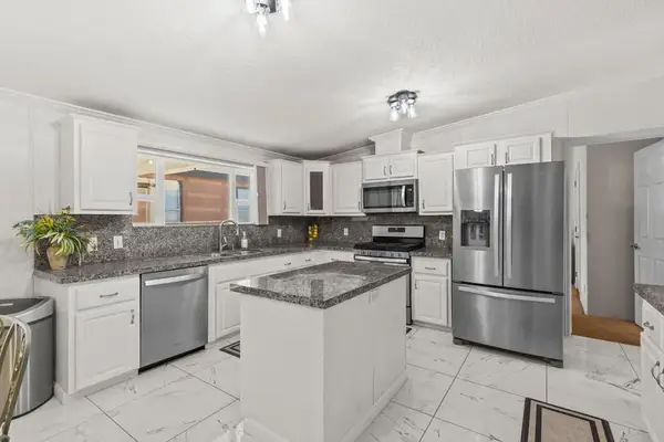 35461 Mexico, Thousand Palms, CA 92276