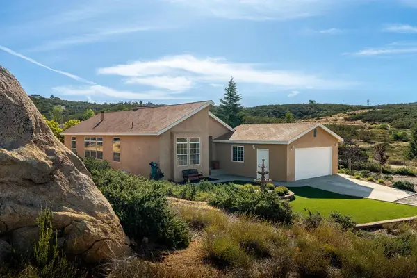 42974 Rolling Hills Drive, Aguanga, CA 92536