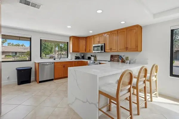 2 Maximo Way, Palm Desert, CA 92260