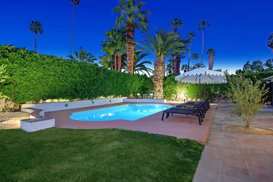354 E Valmonte Sur, Palm Springs, CA 92262 - #2