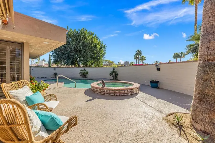 69 Dartmouth Drive, Rancho Mirage, CA 92270 - #2