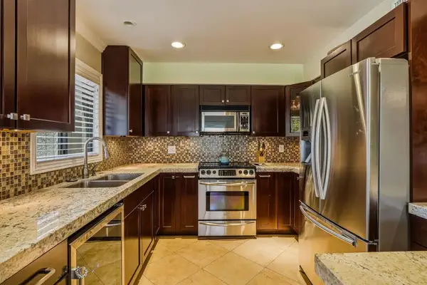 6025 Arroyo Road #8, Palm Springs, CA 92264