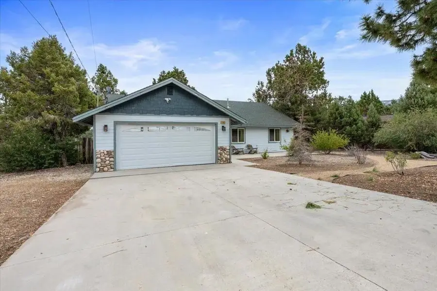 187 Dixie Lee Lane, Sugarloaf, CA 92386 - #2