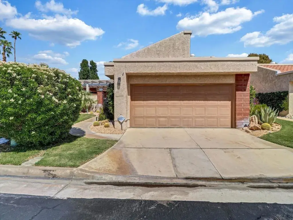 35886 Paseo Circulo West, Cathedral City, CA 92234 - #1