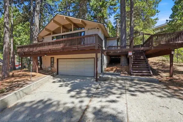 31306 Circle View Drive, Running Springs, CA 92382