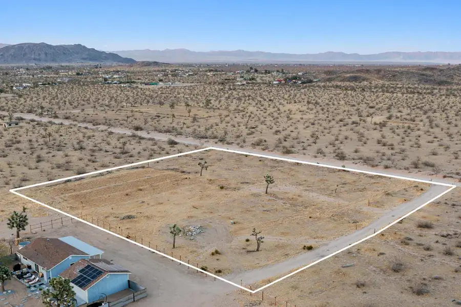 226 Rainbow, Landers, CA 92285 - #3