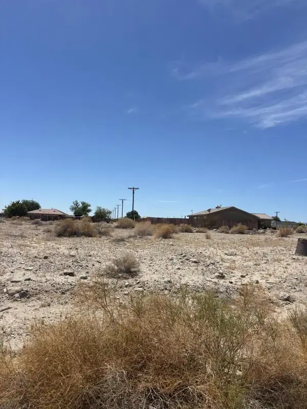 1399 Bering, Thermal, CA 92274