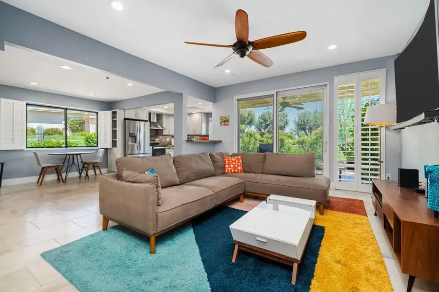688 N Vallarta Circle, Palm Springs, CA 92262 - #3